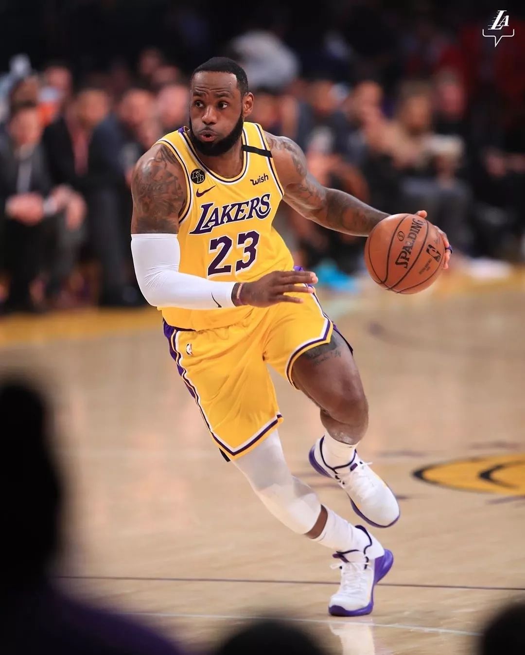 英超战报：福登传射，迪亚斯世界波，曼城3-0十人桑德兰（英超：福登传射+迪亚斯世界波，曼城3-0完胜十人桑德兰）