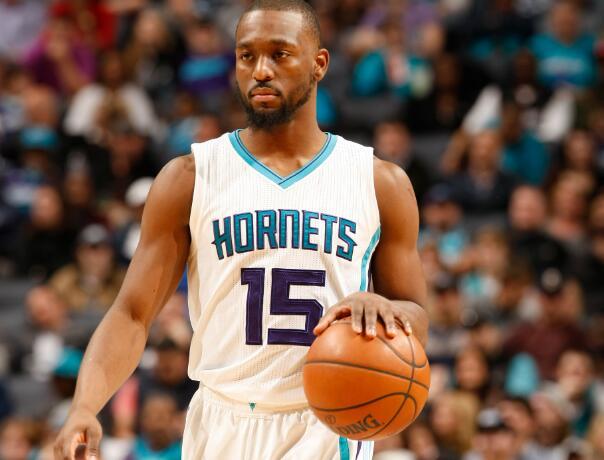 若出战圣保利，诺伊尔将追平伊梅尔并列德甲门将出场榜第2位（诺伊尔若出战圣保利，将与伊梅尔并列德甲门将出场数第二）