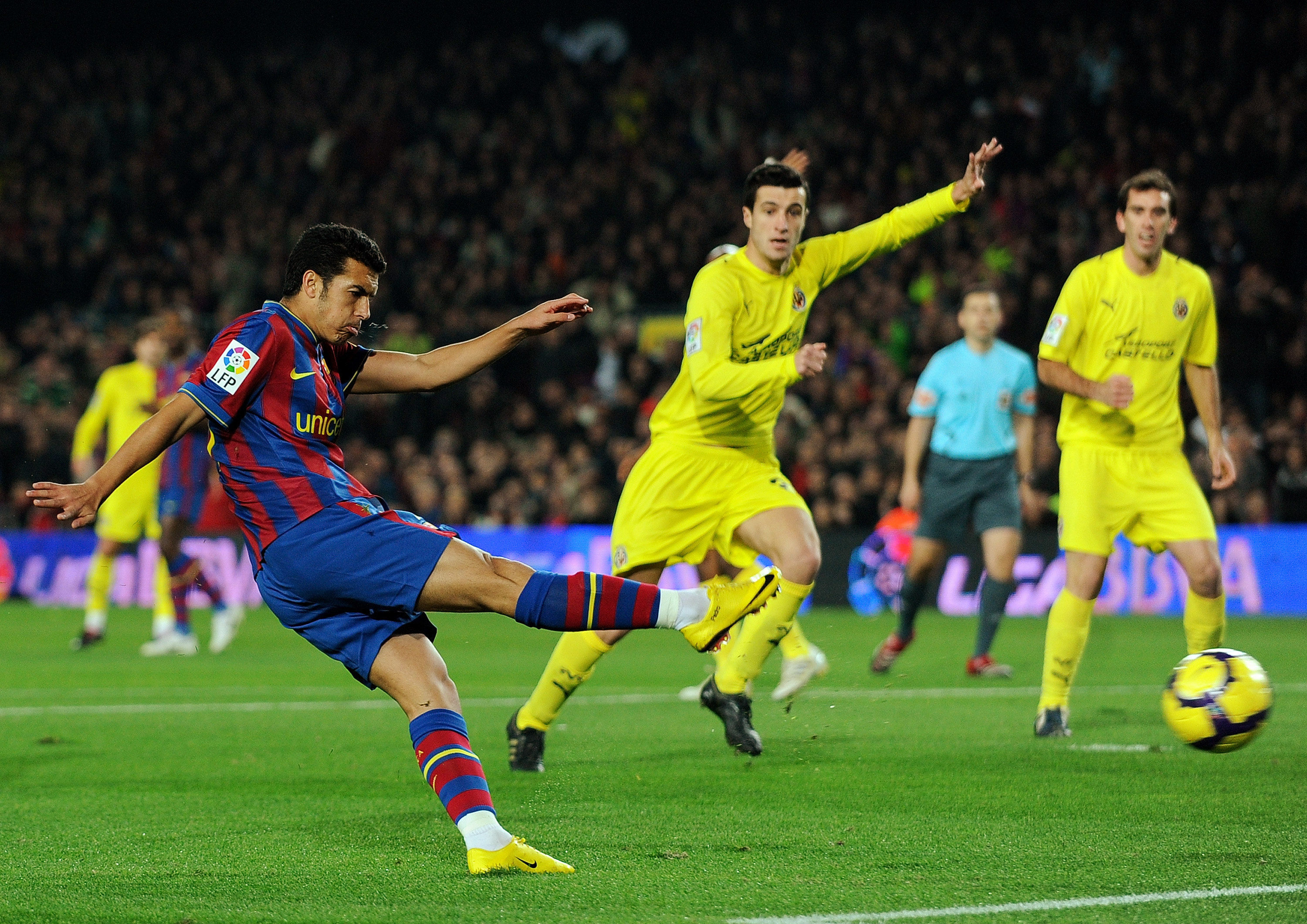 里程碑，弗拉泰西完成了代表国米的第100场比赛（弗拉泰西达成国米生涯第100场出场里程碑）