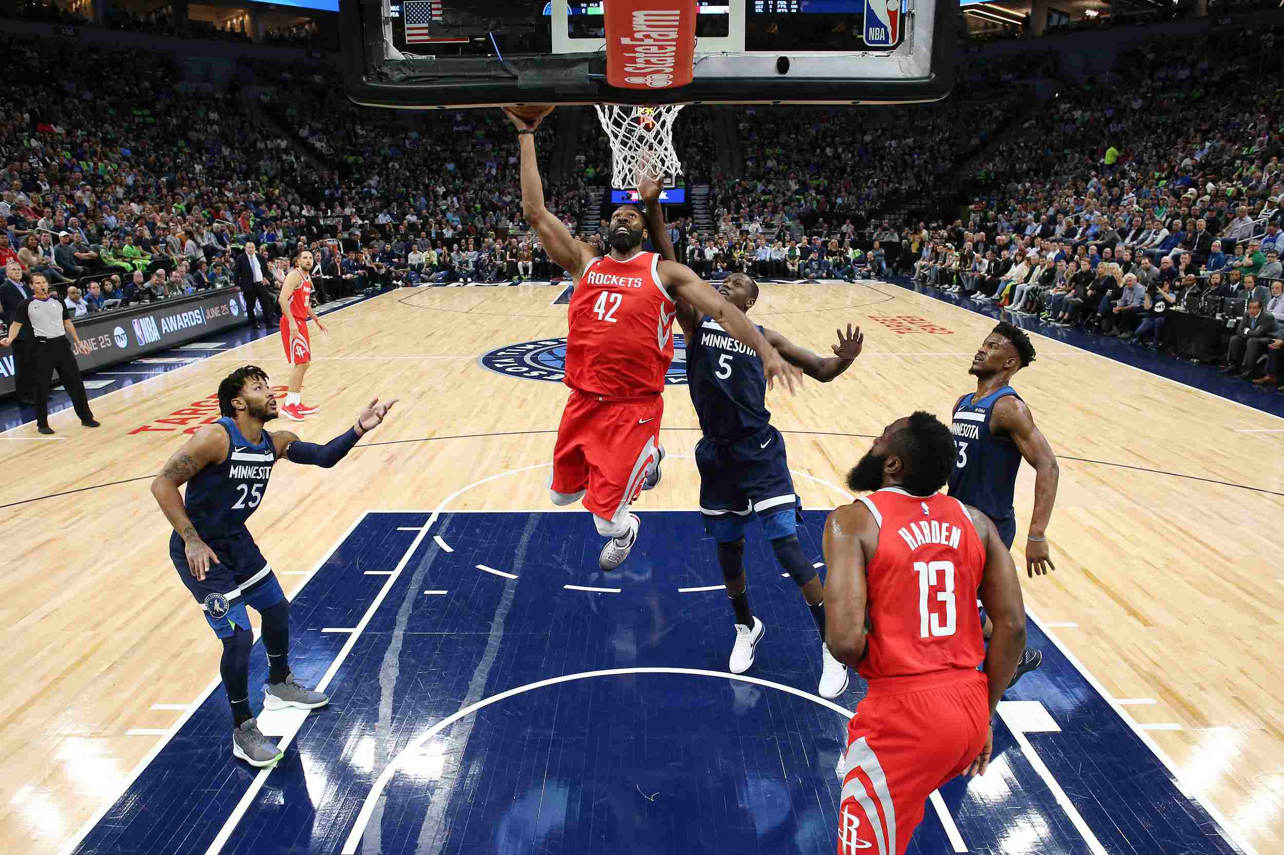 沈阳体育学院教师兼运动员徐梦桃夺得2025-2026赛季自由式滑雪空中技巧世界杯首金（自由式滑雪空中技巧世界杯2025-2026赛季首金花落沈阳体院教师兼运动员徐梦桃）