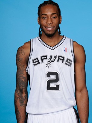 巴萨新星登场攻入制胜球（巴萨小将替补出场打入致胜一球）