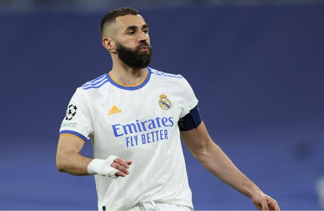 戈贝尔50次20+10且命中率超80%，仅比霍华德少2次（戈贝尔已50场20+10且命中率80%+，仅落后霍华德2场）