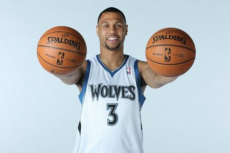 混团世界杯：国乒轮休孙颖莎，8-0横扫韩国，动漫及王炸姐弟建功（混团世界杯：国乒雪藏孙颖莎，8-0零封韩国，动漫与王炸姐弟齐发威）