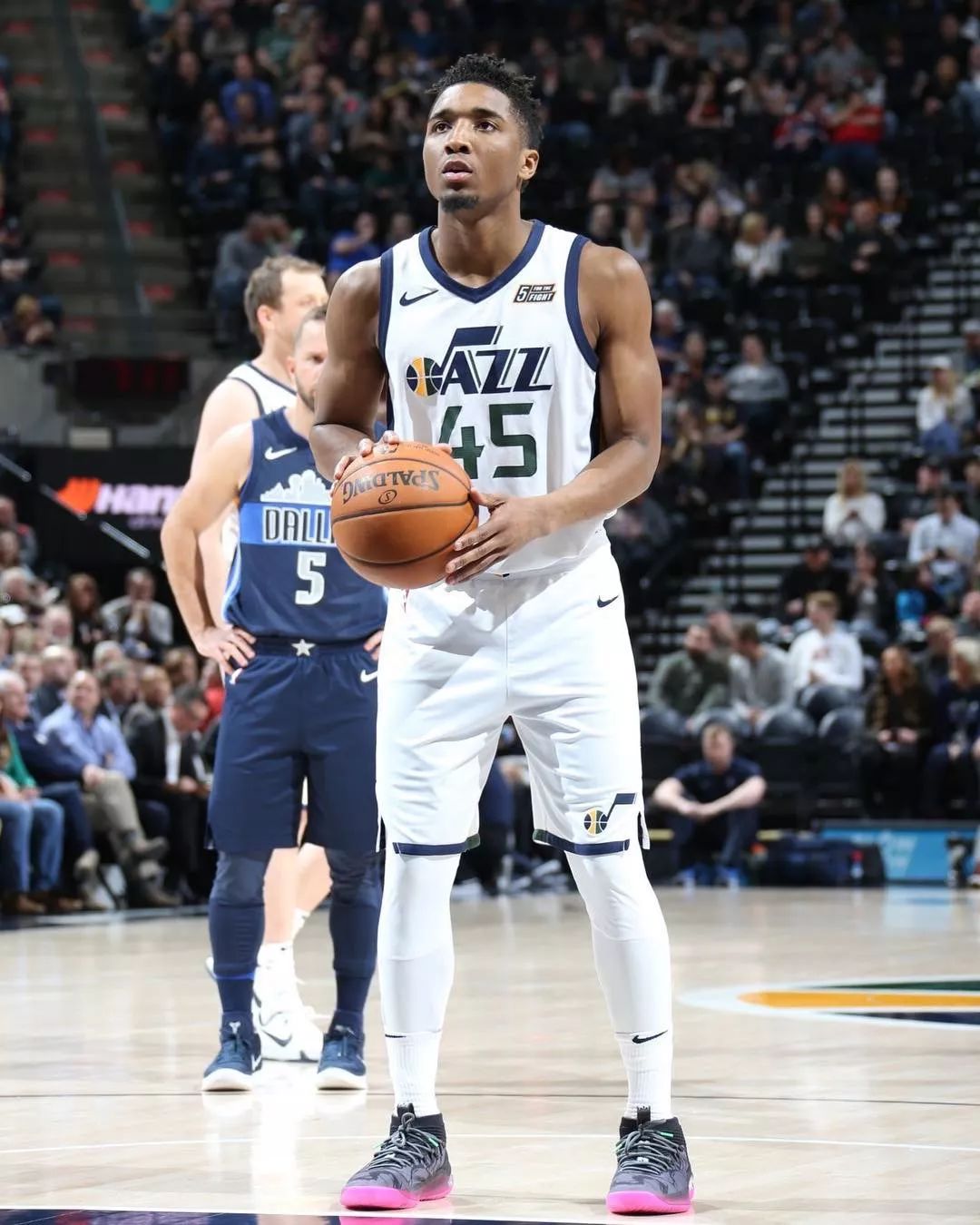 早报：此去山高水长，坚信重逢有期（早报：纵有山长水阔，重逢自有时）